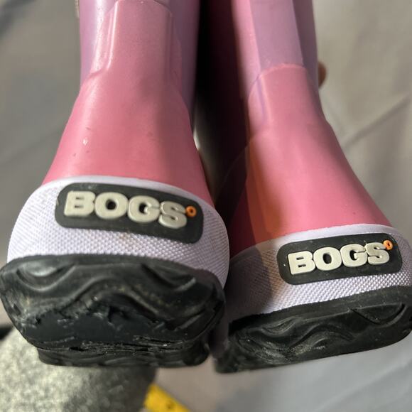 GIRLS BOGS PINK PURPLE RUBBER RAIN BOOTS, Toddler 8 5-3/4” Foot Length - Picture 9 of 11